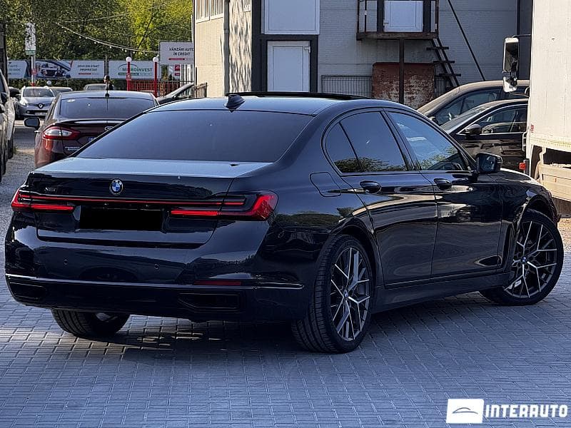 BMW 730 2019 — Миниатюра 2