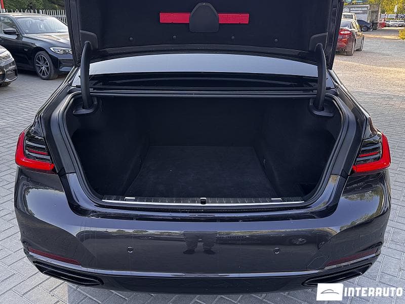 BMW 730 2019 — Миниатюра 22