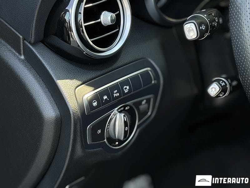 Mercedes GLC 250d 2016 — Миниатюра 10