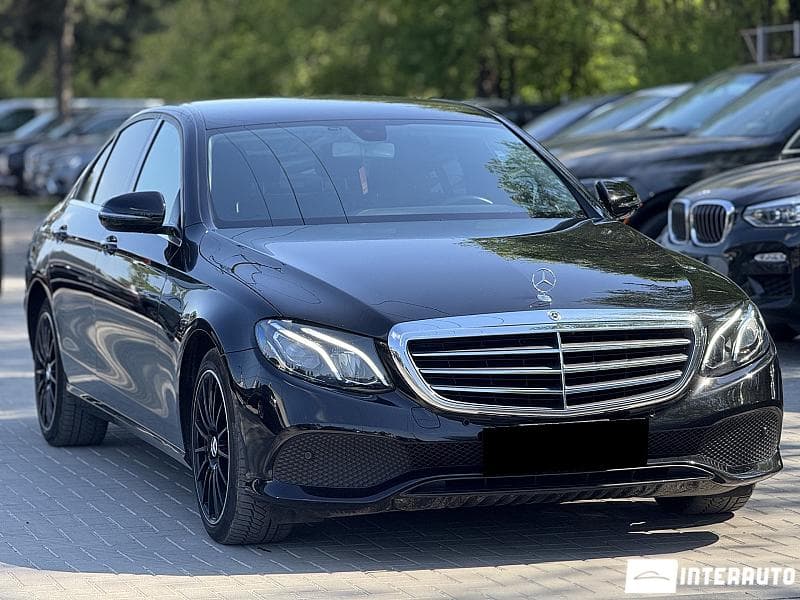 Mercedes E 220 2020 — Миниатюра 3