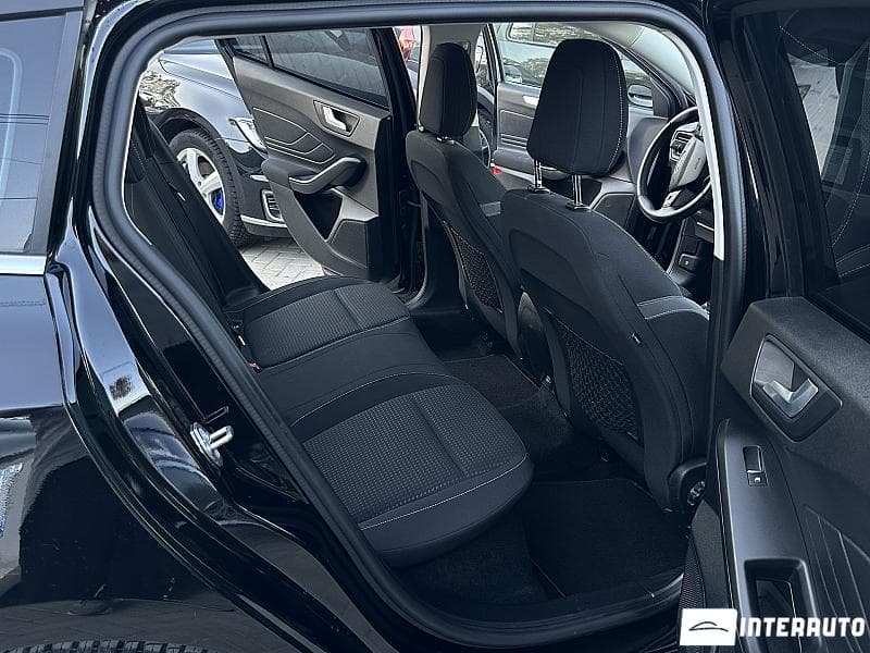 2018 Ford Focus — Miniatură 14