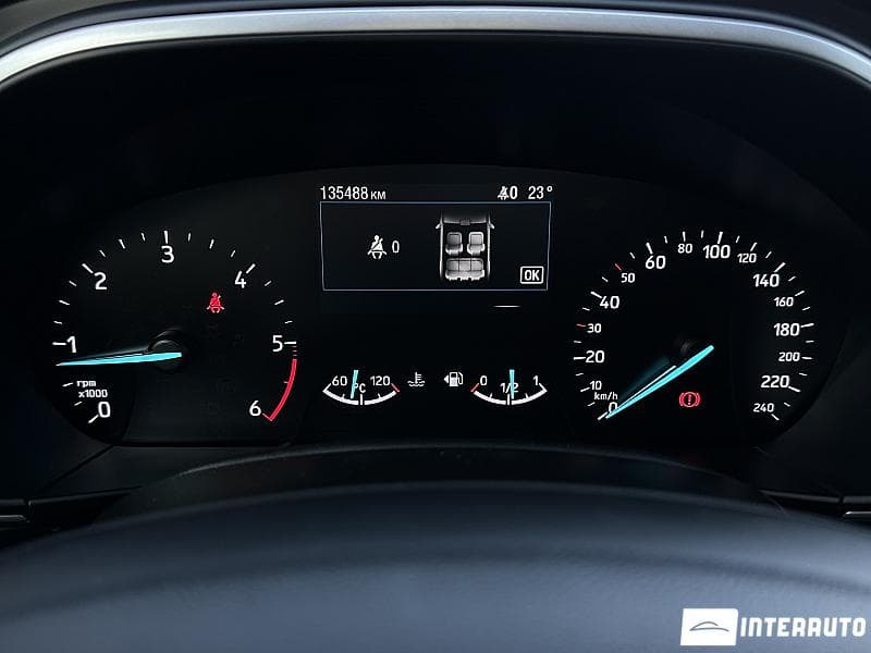 2018 Ford Focus — Miniatură 8