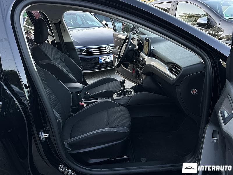 2018 Ford Focus — Miniatură 15