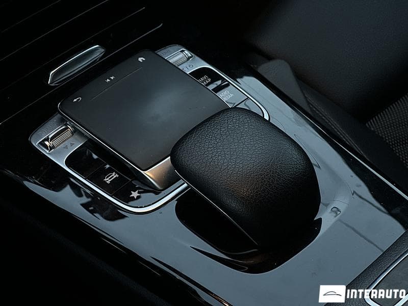 Mercedes A 180 2018 — Миниатюра 12