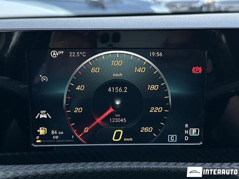 Mercedes A 180 2018 — Миниатюра 8