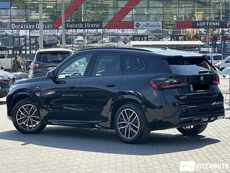 BMW iX1 xDrive30 2025 — Миниатюра 4
