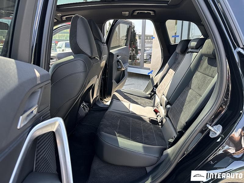 BMW iX1 xDrive30 2025 — Миниатюра 14