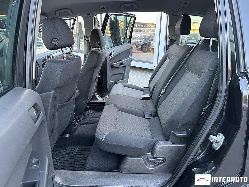 Opel Zafira 2009 — Миниатюра 12