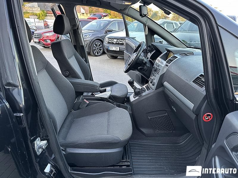 Opel Zafira 2009 — Миниатюра 14