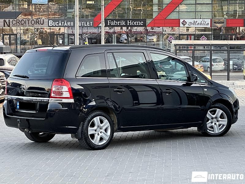 Opel Zafira 2009 — Миниатюра 3