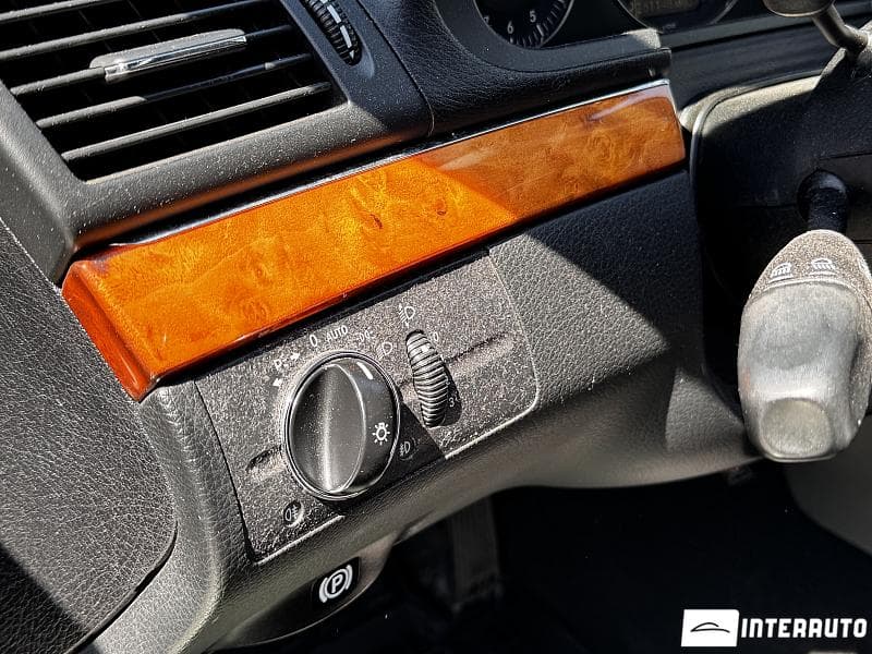 Mercedes E 200 2007 — Миниатюра 14