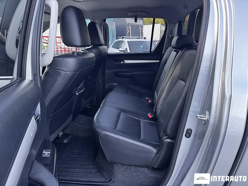 Toyota Hilux 2018 — Миниатюра 7