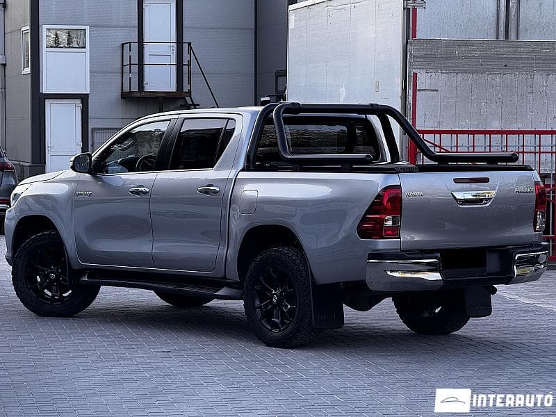 Toyota Hilux 2018 — Миниатюра 2