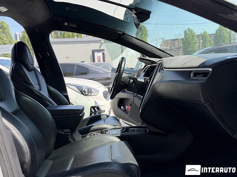 Tesla Model X 2016 — Миниатюра 19