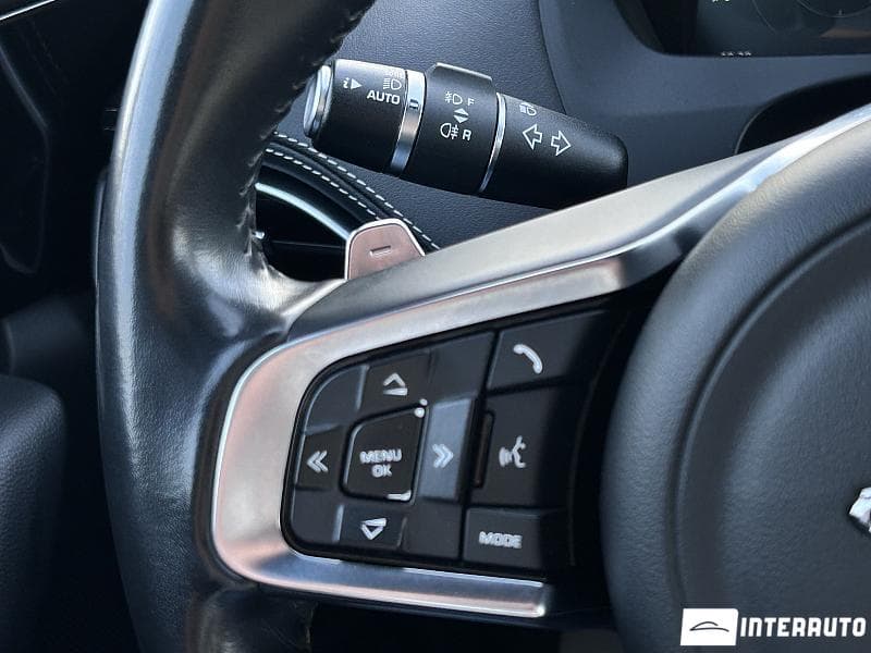 Jaguar F-Pace 2018 — Миниатюра 10