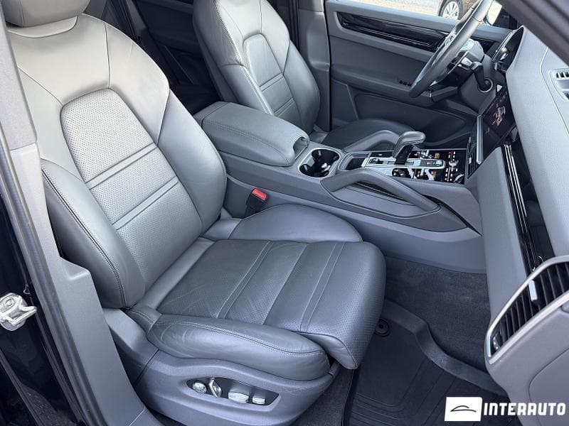 Porsche Cayenne 2019 — Миниатюра 18