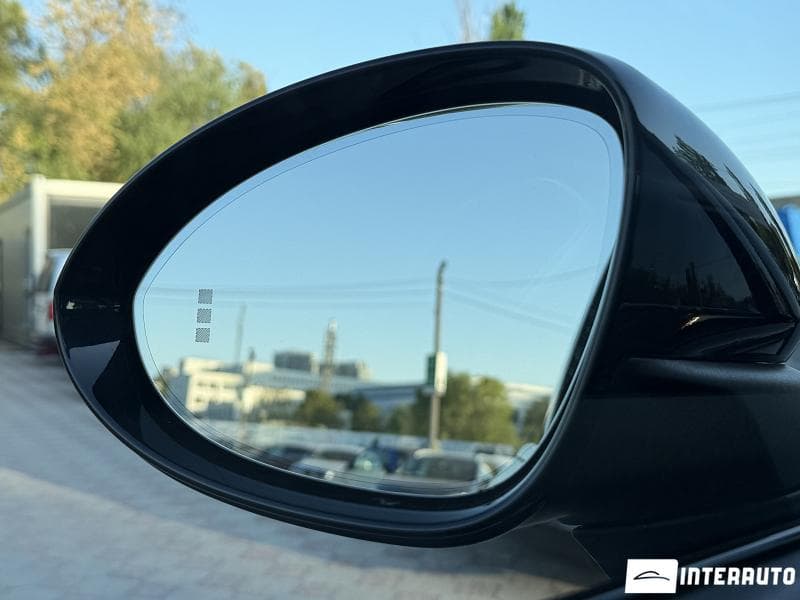 Porsche Cayenne 2019 — Миниатюра 5