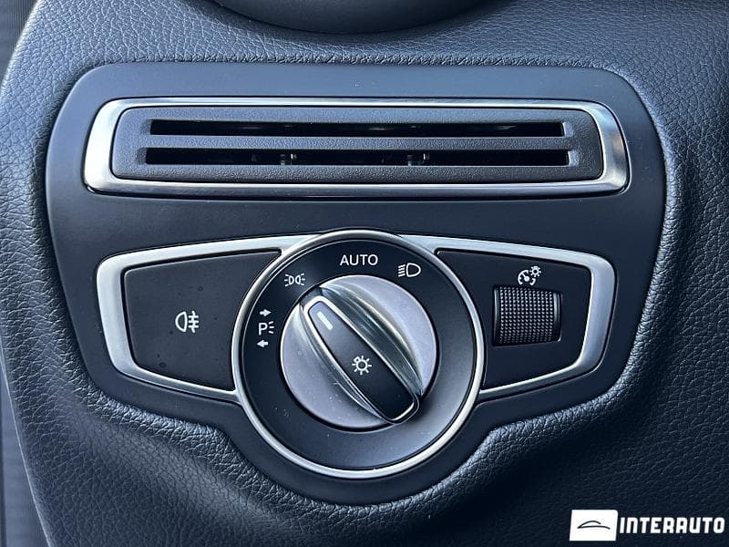 Mercedes C 300e 2020 — Миниатюра 14