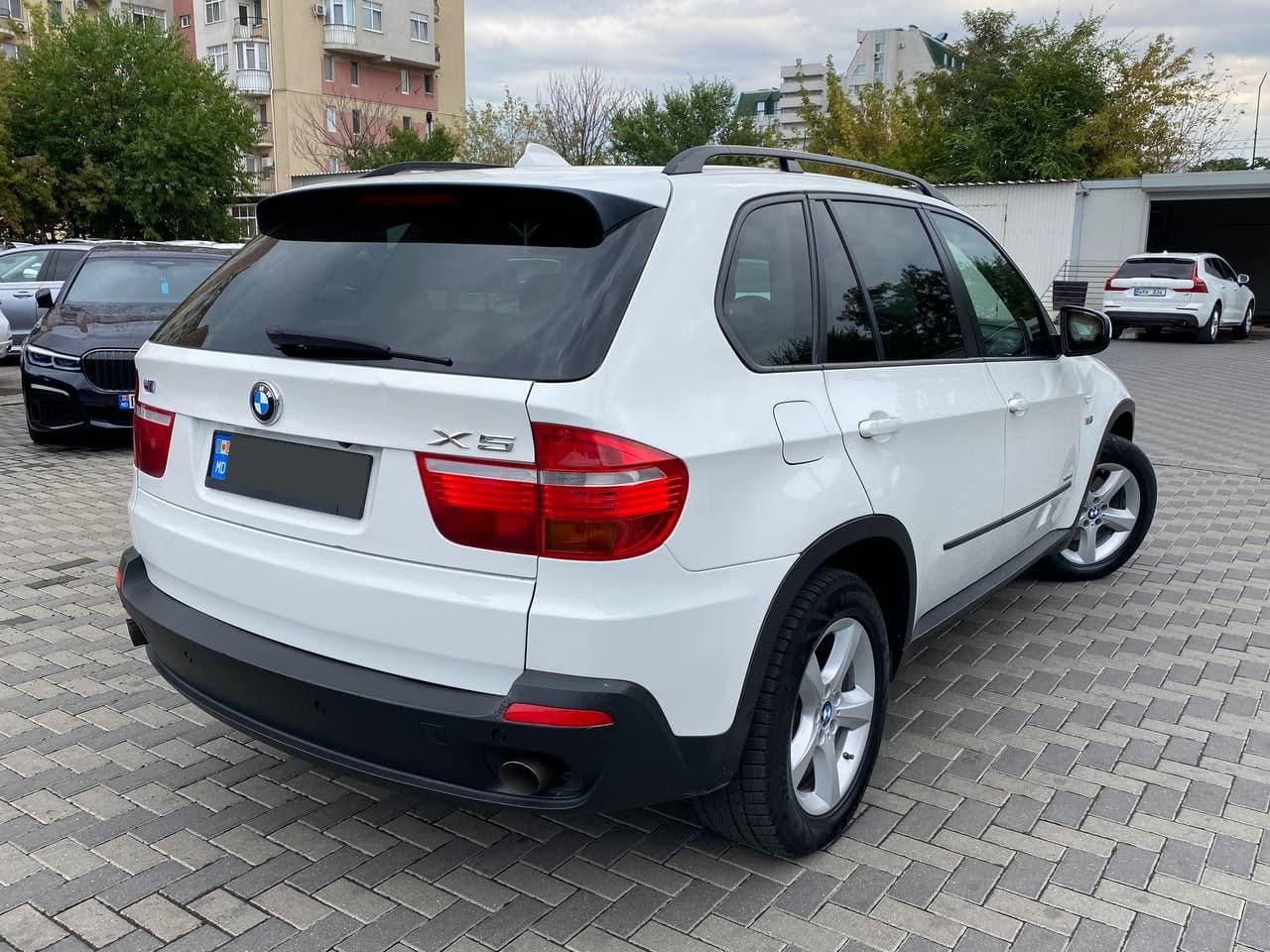 2009 BMW X5 3.0i — Miniatură 4