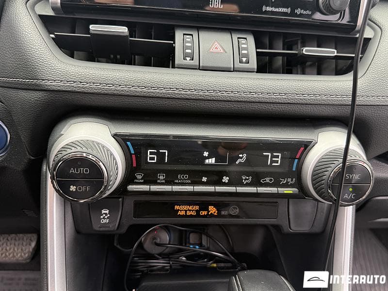 Toyota Rav-4 2020 — Миниатюра 11