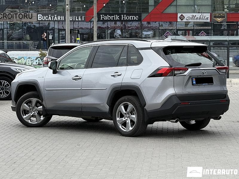 Toyota Rav-4 2020 — Миниатюра 4