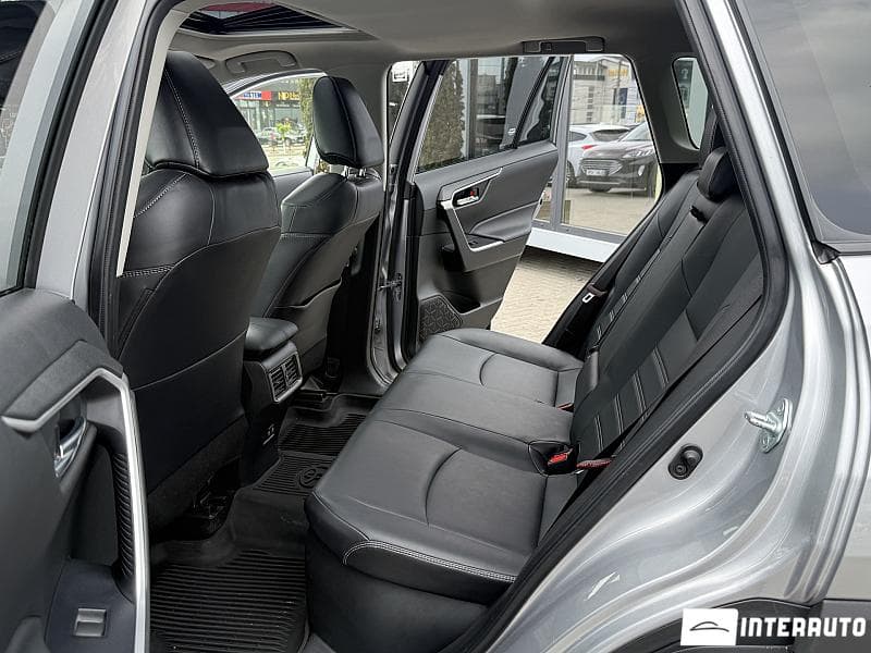 Toyota Rav-4 2020 — Миниатюра 13
