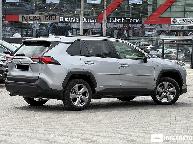 Toyota Rav-4 2020 — Миниатюра 3