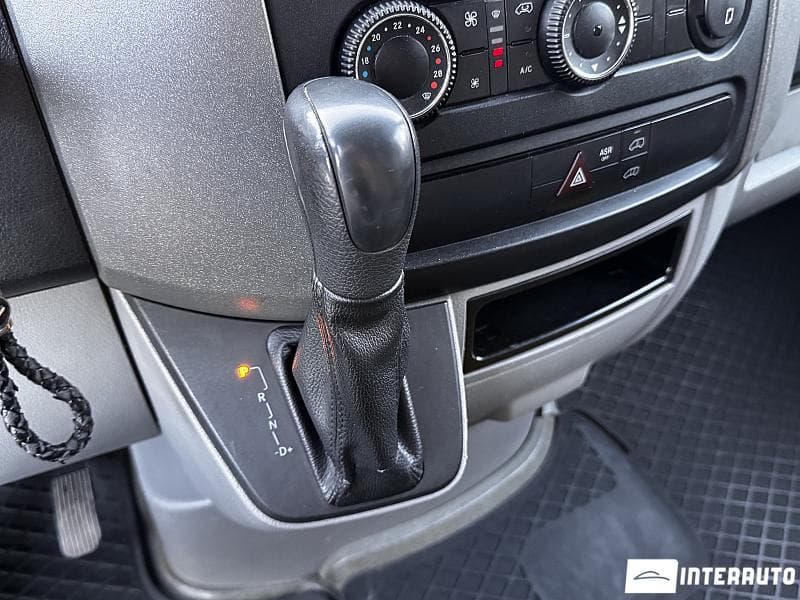 Mercedes Sprinter 2012 — Миниатюра 9