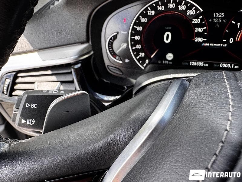 BMW 520 2018 — Миниатюра 14