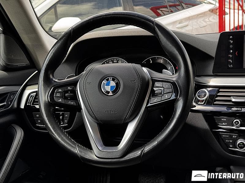 BMW 520 2018 — Миниатюра 8