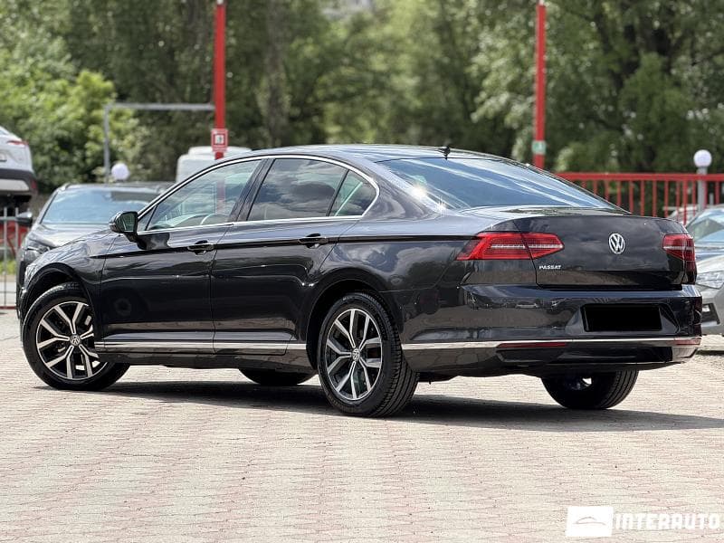 Volkswagen Passat 2019 — Миниатюра 3