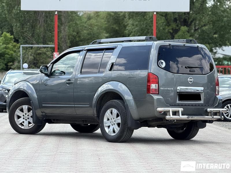 Nissan Pathfinder 2006 — Миниатюра 3