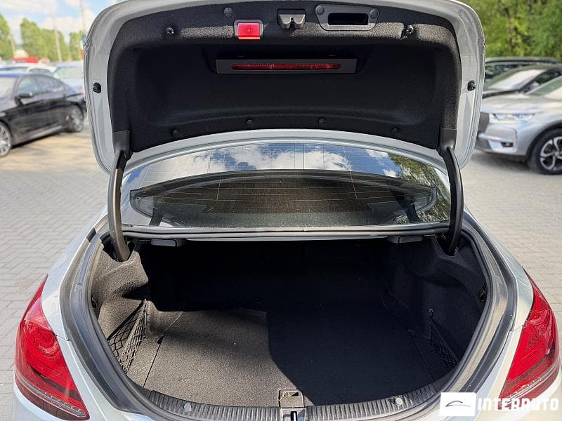 Mercedes C 220 2019 — Миниатюра 19