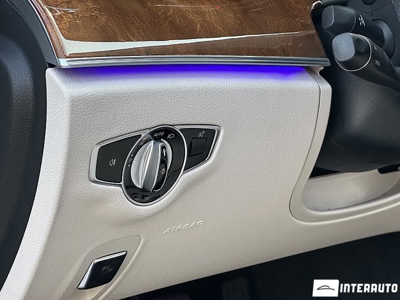 Mercedes E 300 2018 — Миниатюра 21
