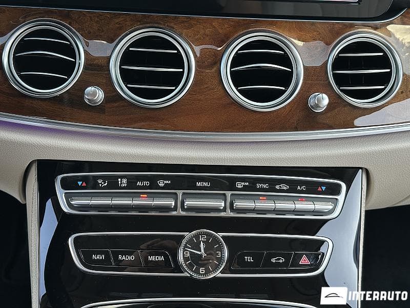 Mercedes E 300 2018 — Миниатюра 10
