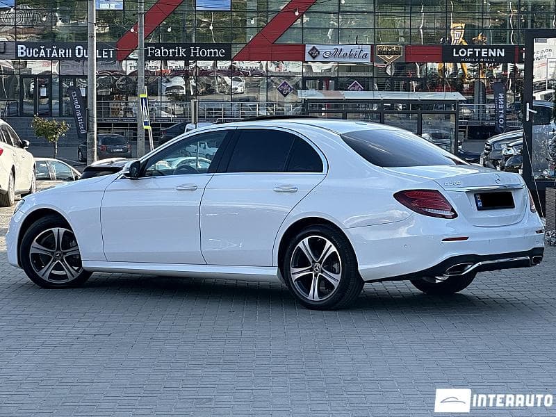 Mercedes E 300 2018 — Миниатюра 4