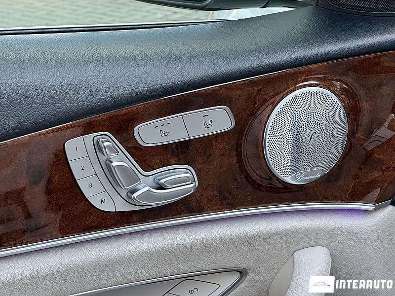 Mercedes E 300 2018 — Миниатюра 19