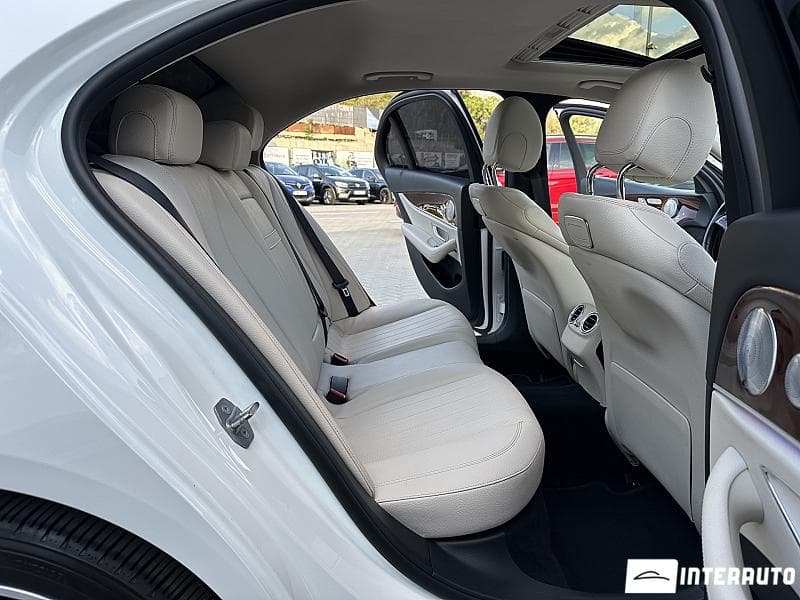 Mercedes E 300 2018 — Миниатюра 14