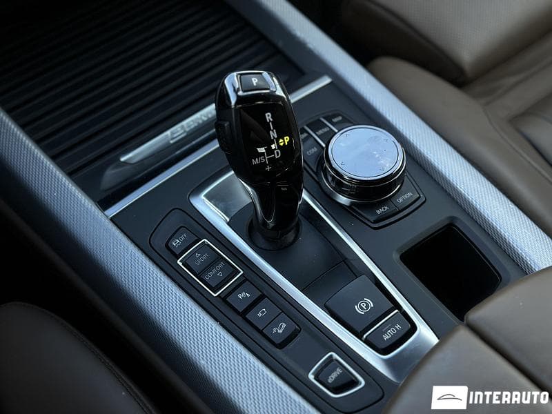 BMW X5 4.0e 2017 — Миниатюра 16
