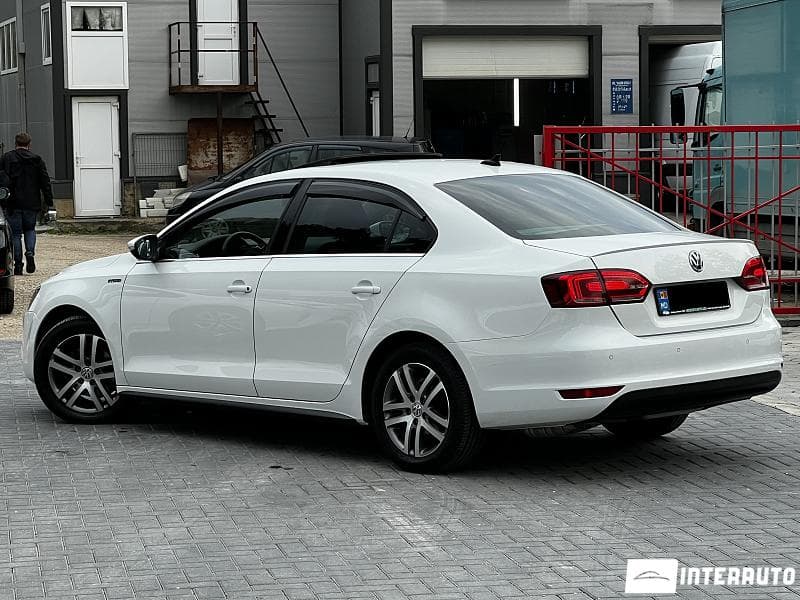 Volkswagen Jetta 2013 — Миниатюра 3