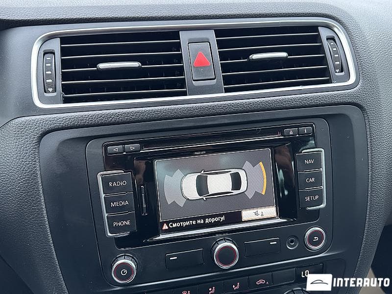 Volkswagen Jetta 2013 — Миниатюра 10