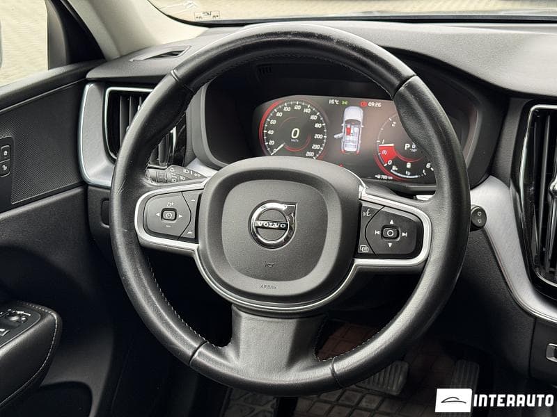 Volvo XC 60 2019 — Миниатюра 9