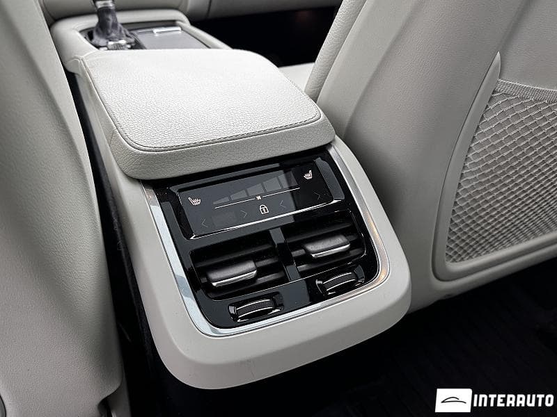Volvo XC 90 2021 — Миниатюра 16