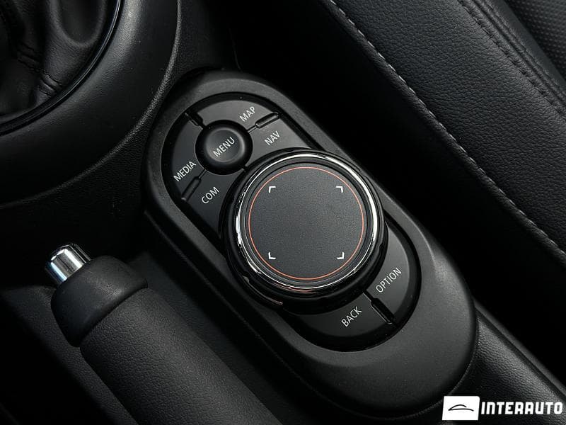 Mini Cooper 2019 — Миниатюра 13