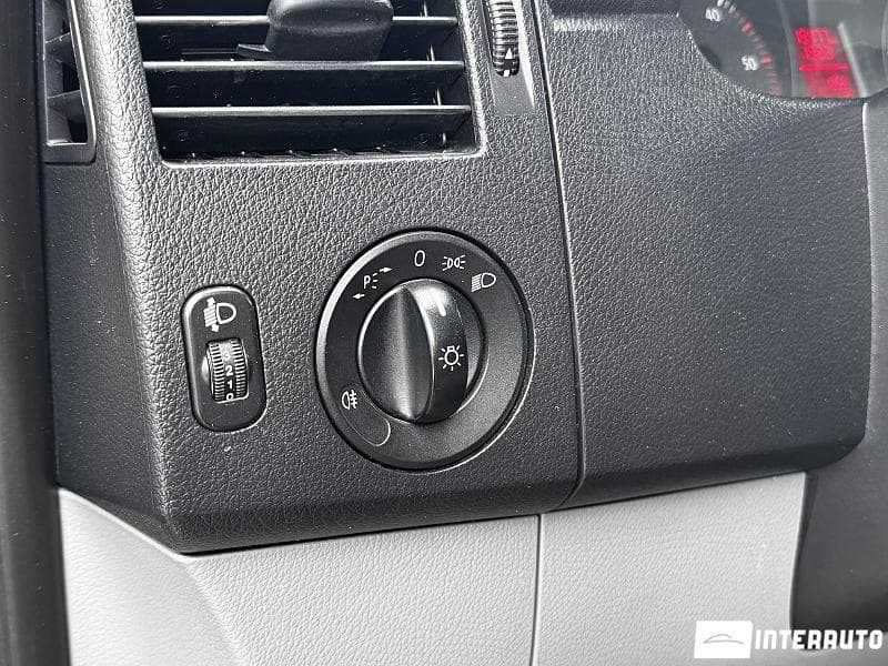 Volkswagen Crafter 2007 — Миниатюра 11
