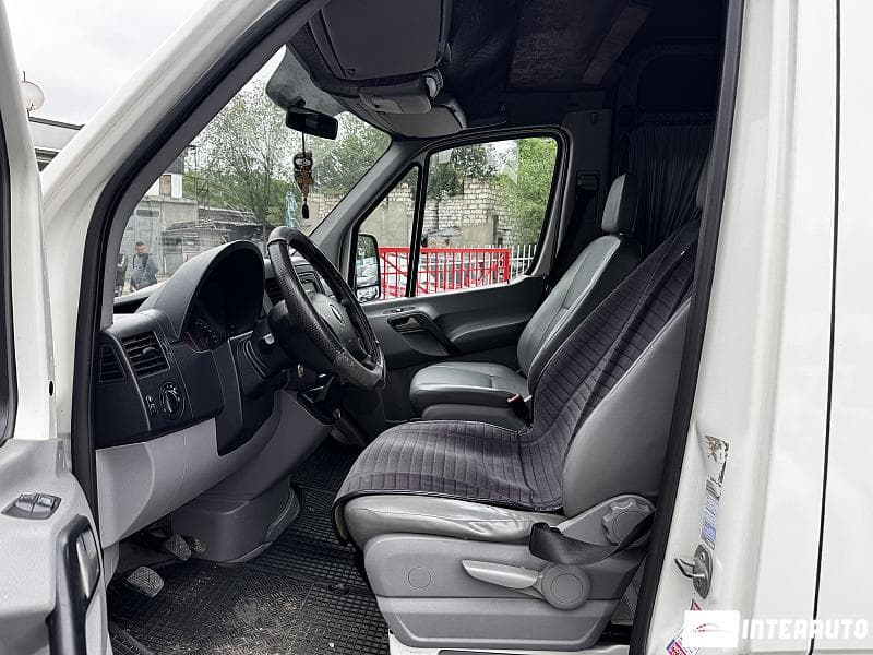 Volkswagen Crafter 2007 — Миниатюра 6