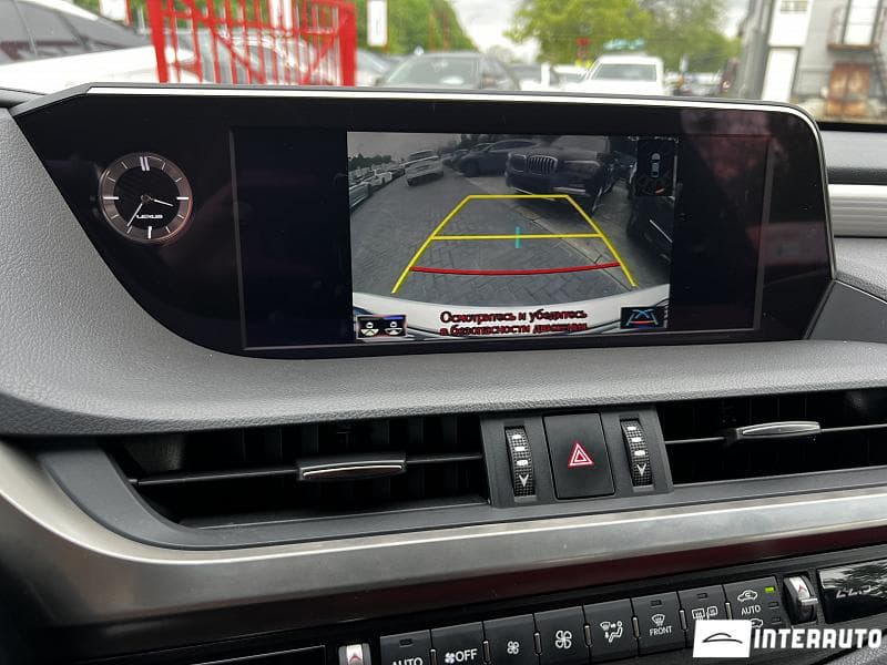 Lexus ES 300h 2020 — Миниатюра 11