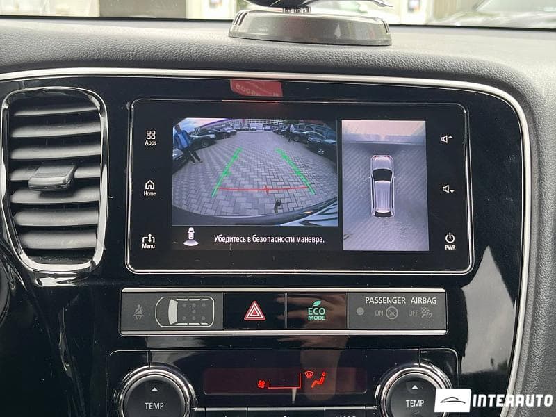 Mitsubishi Outlander 2018 — Миниатюра 11