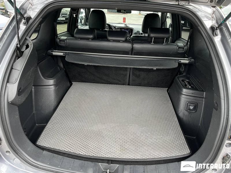 Mitsubishi Outlander 2018 — Миниатюра 19