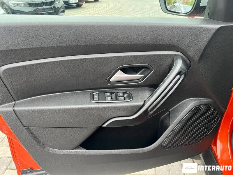 Dacia Duster 2023 — Миниатюра 5